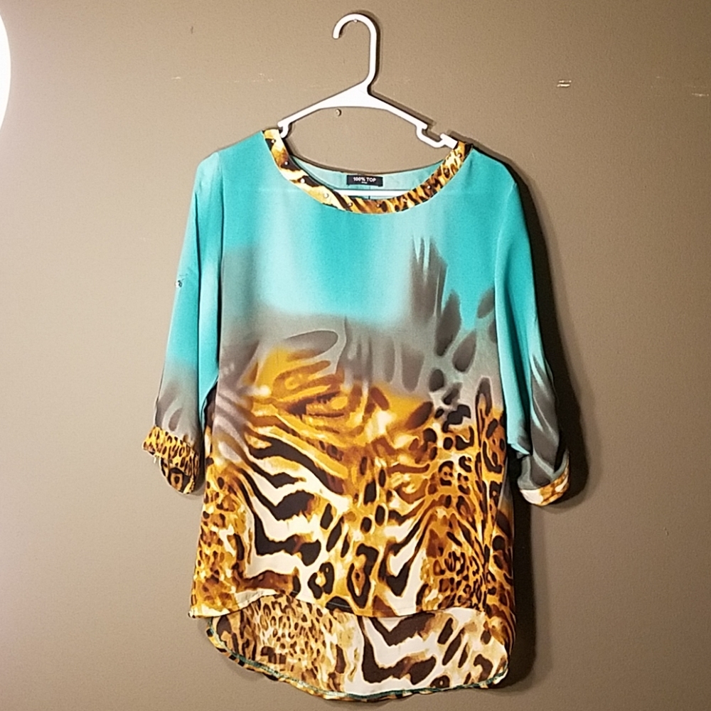 GREEN AND LEOPARD WOMAN'S SHIRT